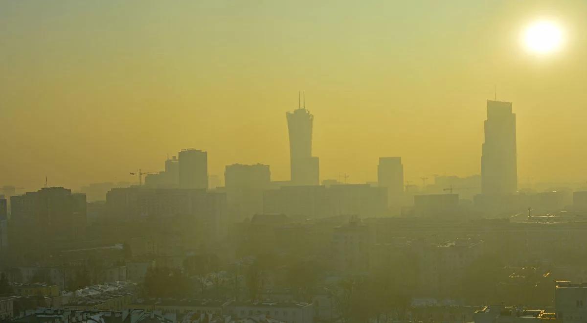 Fatalne dane smogowe, Warszawa wysoko w niechlubnym rankingu. GIOŚ wyjaśnia