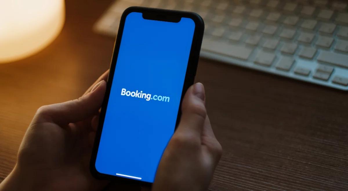 Masowo rozsyłają rachunki na ponad 2000 zł. Oszuści udają Booking