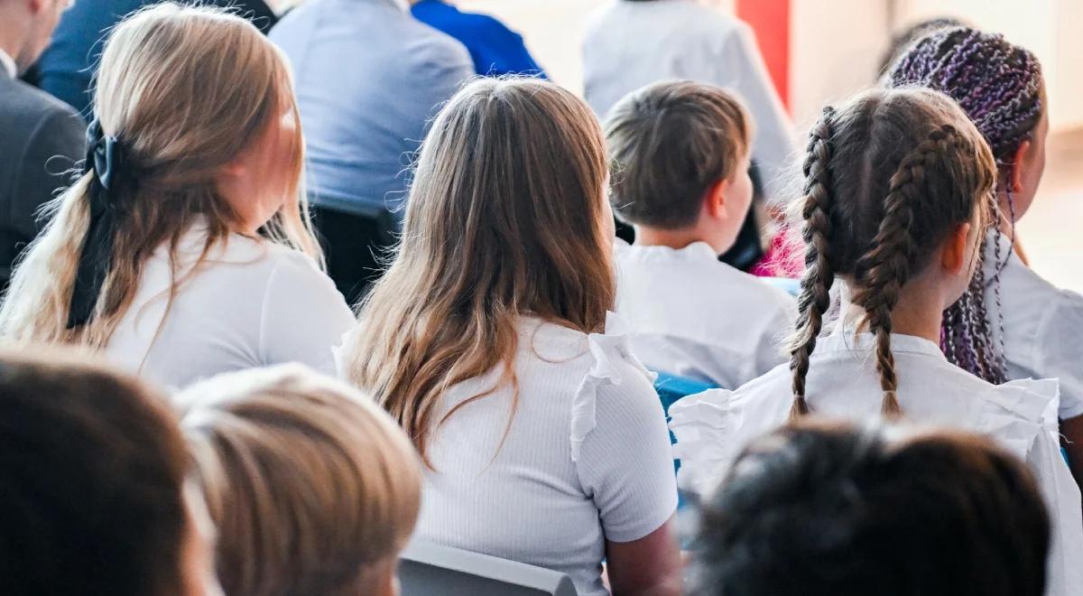 Część uczniów zwolniona z nauki drugiego języka obcego. MEN chce zmienić przepisy