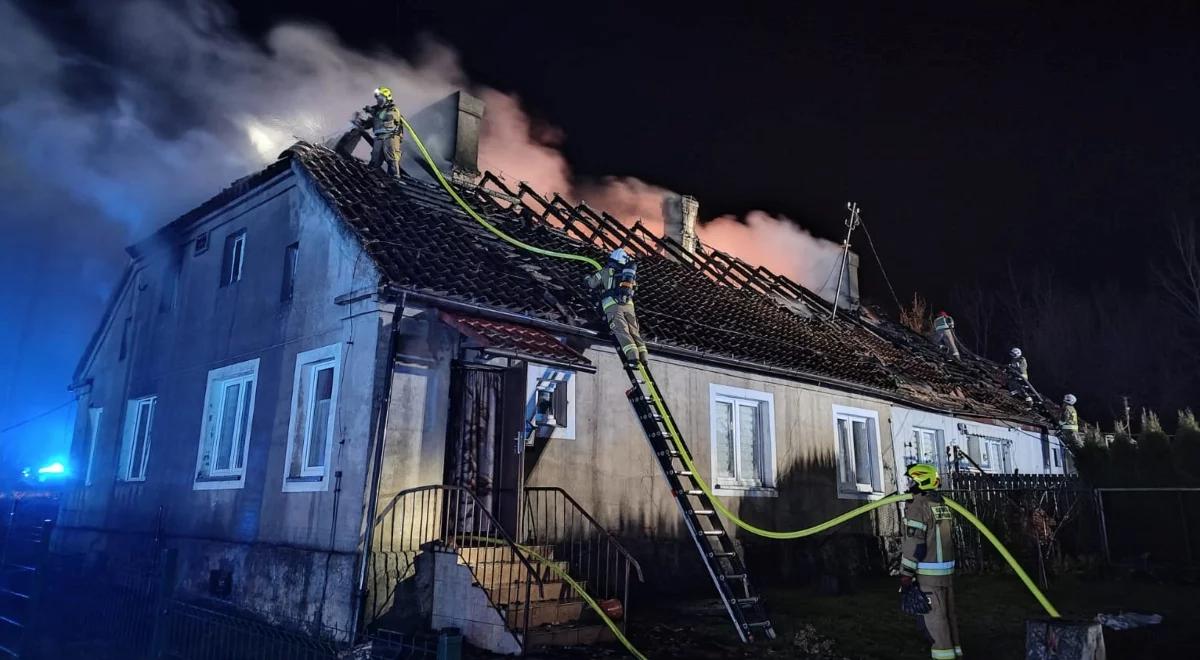 Tragiczny pożar na Mazurach. Cały dach stanął w ogniu, nie żyje jedna osoba