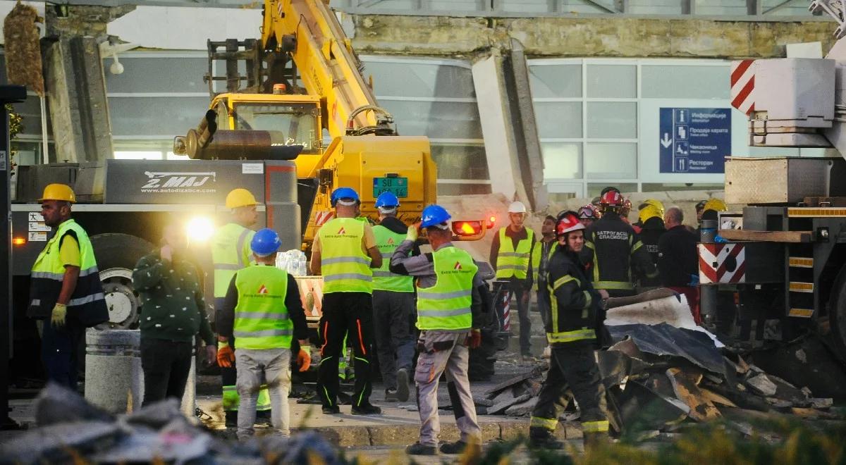 Jest nagranie z momentu katastrofy w Serbii. Dach runął w sekundę