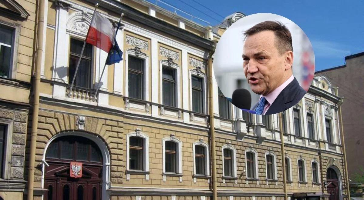 Rosja zamyka polski konsulat w Petersburgu. Sikorski zabrał głos