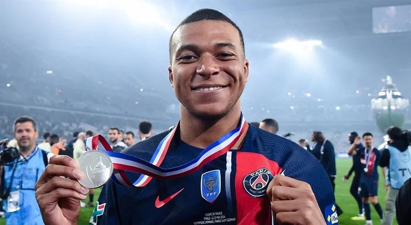 Kylian Mbappe odrzucił propozy...